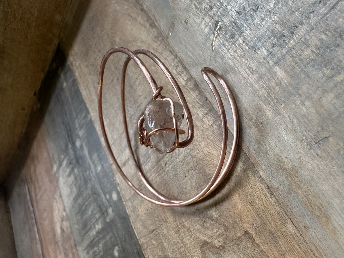 Copper bracelet alternate angle