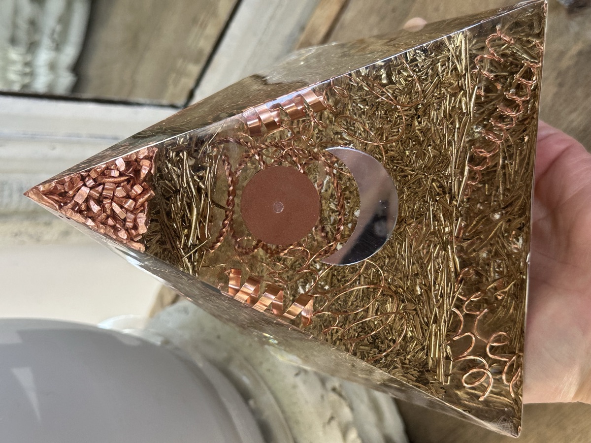 Moon Mirror pyramid detail