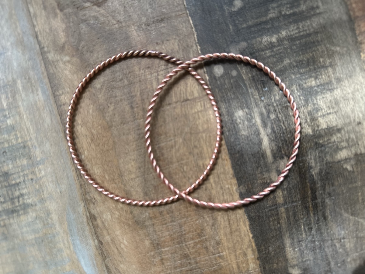 Half cubit tensor ring alternate angle